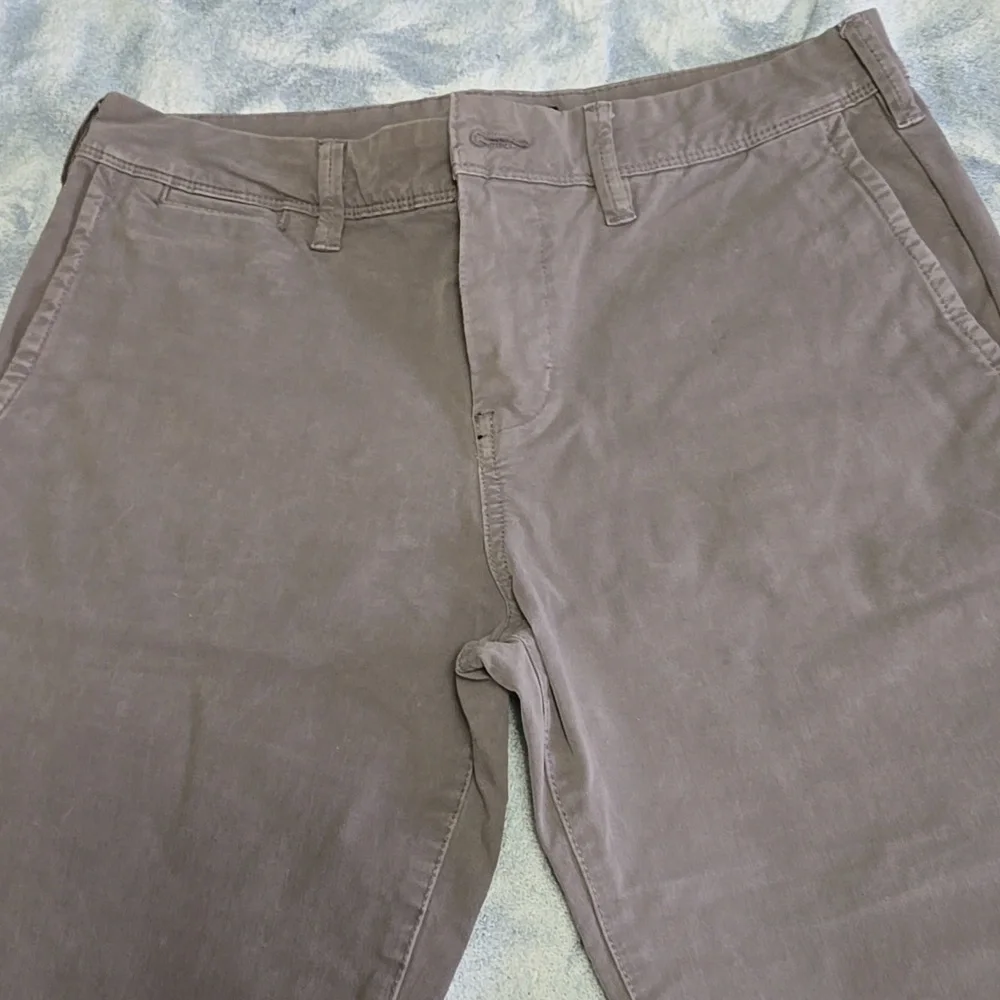 American Eagle Outfitters Men's 360 Extrene Flex Chinos Stretch Size 30 32